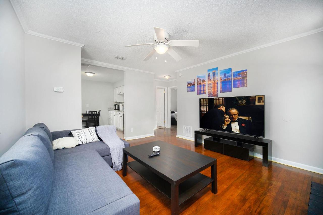 King Bedroom 2Bed1Bath Sleeps 4 Close To Town Center Downtown Beach Mayo Clinic Jacksonville Extérieur photo