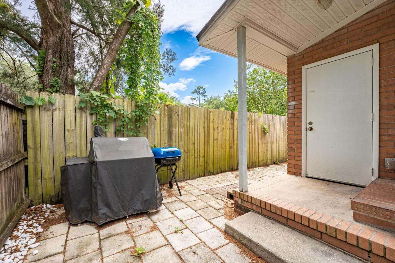 King Bedroom 2Bed1Bath Sleeps 4 Close To Town Center Downtown Beach Mayo Clinic Jacksonville Extérieur photo